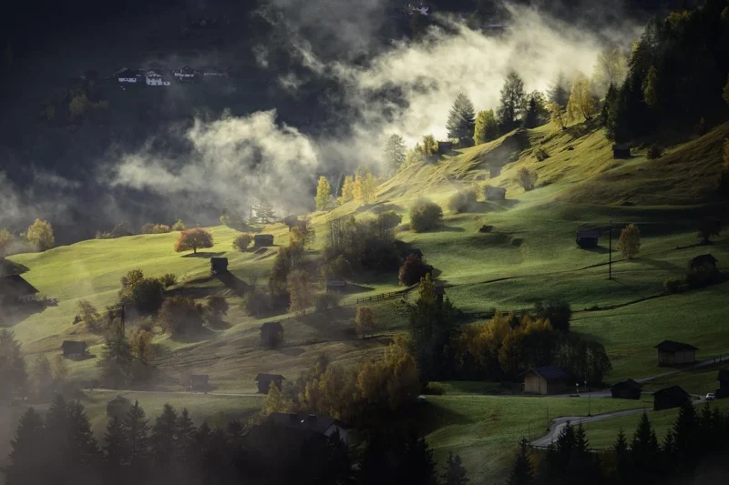 Turystyka po Polsce pociągiem: co warto zwiedzić w Polsce bez samochodu