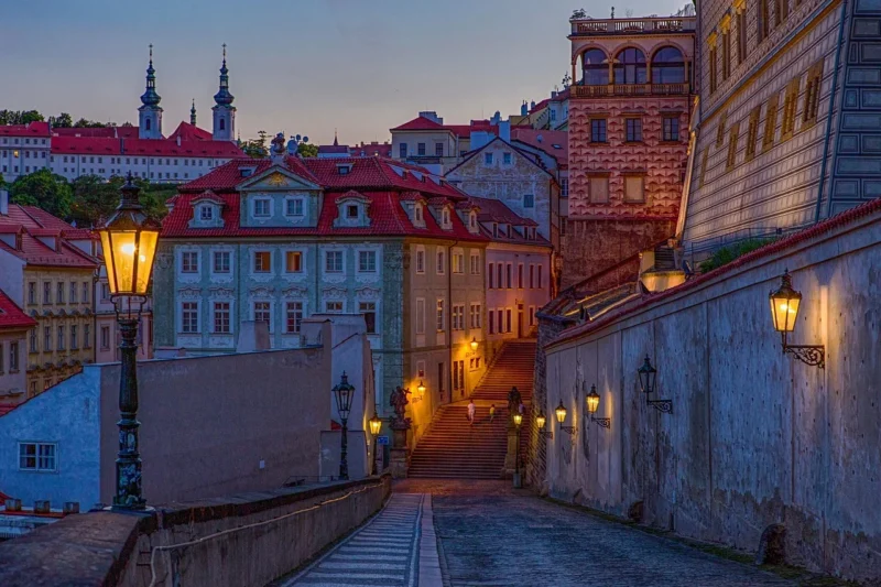 Jak wybrać najlepszy termin na zwiedzanie: co warto zwiedzić w Polsce bez tłumów